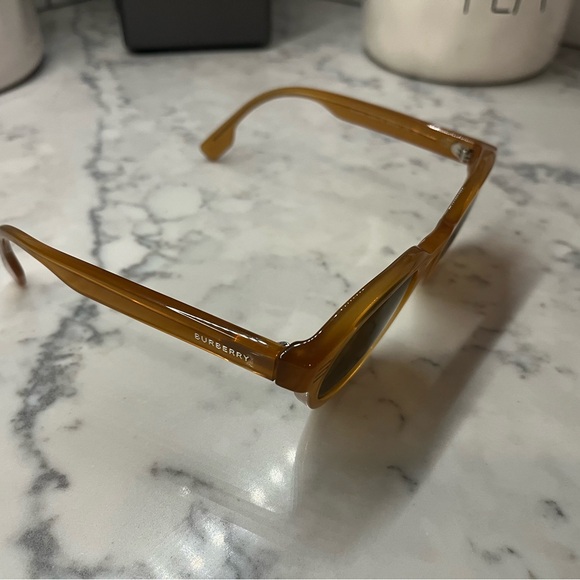 Burberry Accessories - Burberry Amber Sunglasses